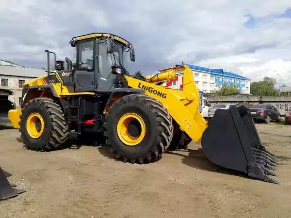 Шины на Фронтальный погрузчик LiuGong CLG 856H