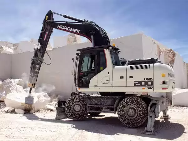Шины на Колесный экскаватор Hidromek HMK 200 W