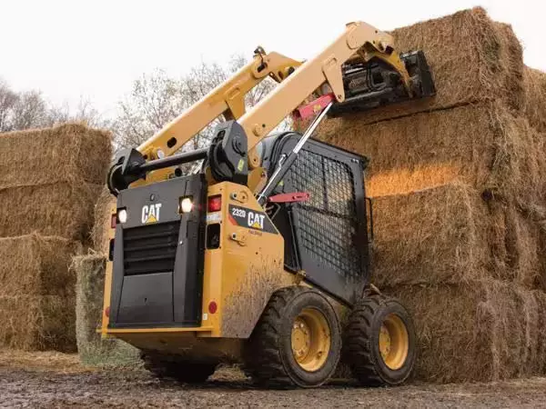 Шины на Мини-погрузчик Caterpillar 232D
