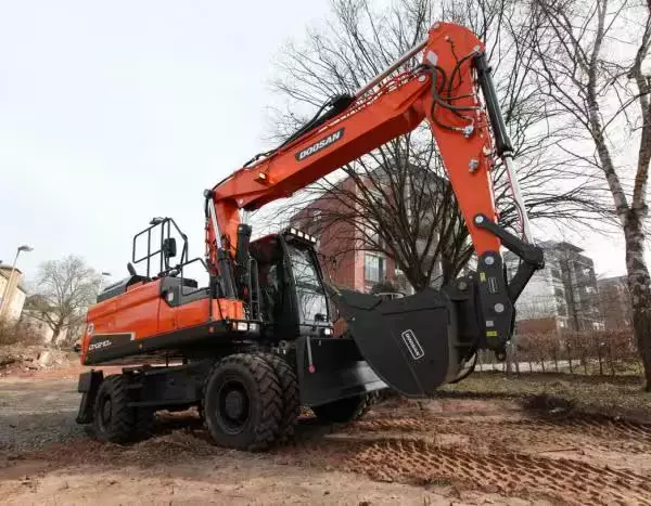 Шины на Колесный экскаватор Doosan DX210WA