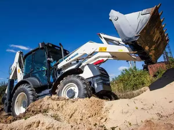 Шины на Экскаватор-погрузчик Terex 825