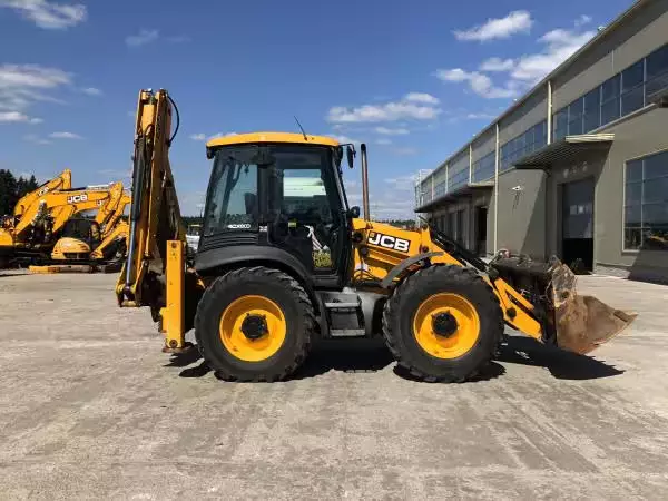 Шины на Экскаватор-погрузчик JCB 4CX