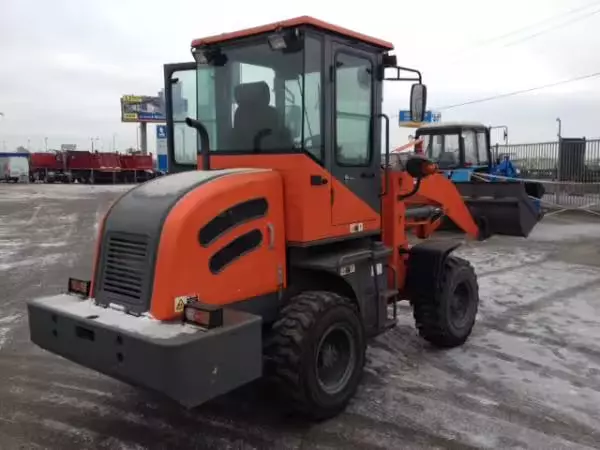 Шины на Фронтальный погрузчик BULL SL912