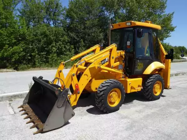 Шины на Экскаватор-погрузчик JCB 2CX