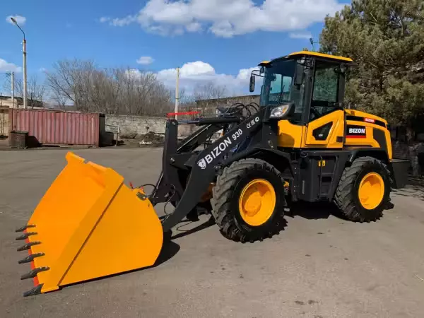 Шины на Фронтальный погрузчик BIZON 930