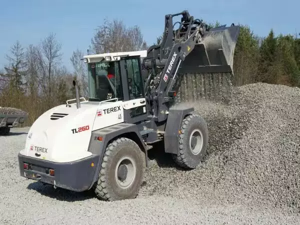 Шины на Фронтальный погрузчик Terex TL260