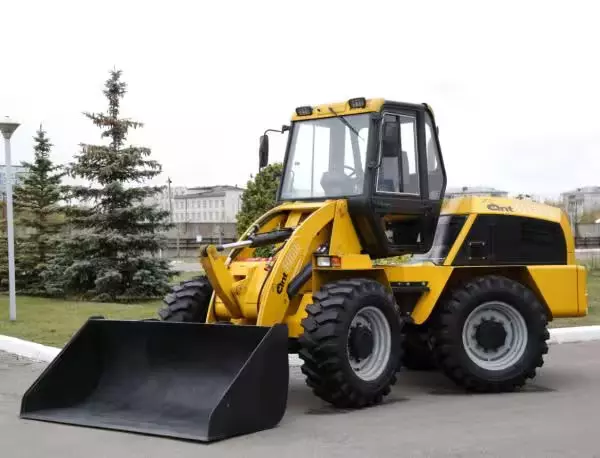 Шины на Фронтальный погрузчик ANT 3000