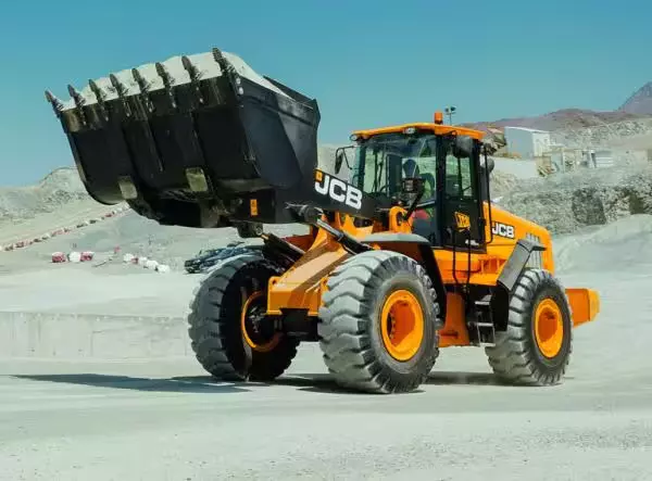 Шины на Фронтальный погрузчик JCB 455ZX