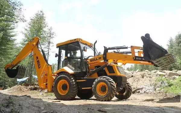 Шины на Экскаватор-погрузчик BULL HD96