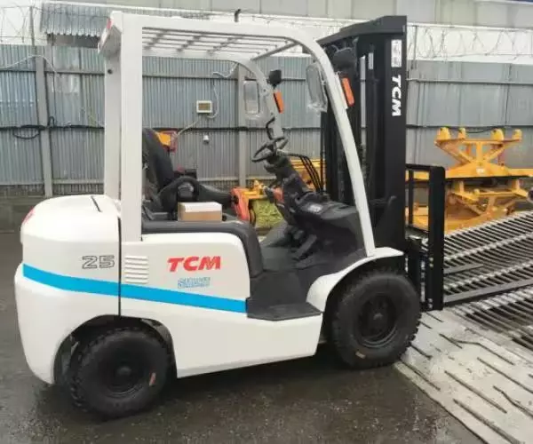 Шины на Вилочный погрузчик TCM FG25C3
