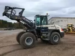 TL210